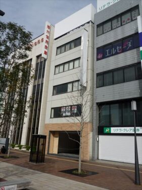 ペシュ駅前Ⅲ